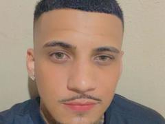 Yurii69 - male webcam at xLoveCam