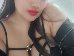 ZafiRouge - female webcam at xLoveCam