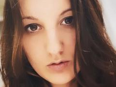 ZafiraMoonn - female webcam at xLoveCam