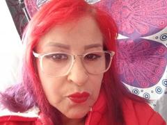 ZafiroMilf - female webcam at xLoveCam