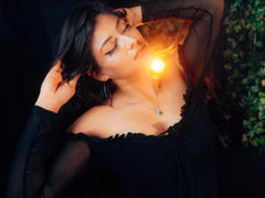 ZaiiraFox - female with black hair and  big tits webcam at xLoveCam