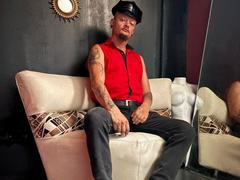 ZainKreiger from xLoveCam