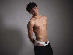 ZaneCross - male webcam at xLoveCam