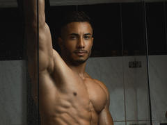 ZaneMaverick - male webcam at xLoveCam