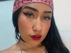 ZaraBlaaze - female webcam at xLoveCam
