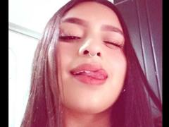 Zarafadi - female with black hair webcam at xLoveCam