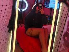 Zarafadi - female with black hair webcam at xLoveCam