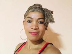 ZarahWish - female with black hair webcam at xLoveCam