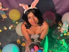 ZarayWhitmore - female with black hair webcam at xLoveCam