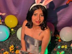 ZarayWhitmore - female with black hair webcam at xLoveCam
