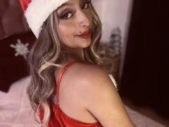 Zdiablaz - female with black hair and  small tits webcam at xLoveCam