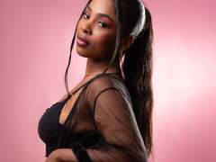 ZendayaRosse - female with black hair webcam at xLoveCam