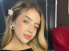 ZhaaviaMoon - blond female with  big tits webcam at xLoveCam