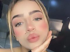 ZhaaviaMoon - blond female with  big tits webcam at xLoveCam