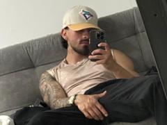 Zhion - male webcam at xLoveCam