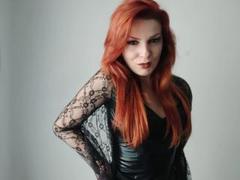 ZiaVyxen - female with brown hair and  small tits webcam at ImLive