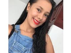 ZoeAniston - female with black hair webcam at xLoveCam