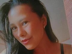 ZoeAniston - female with black hair webcam at xLoveCam