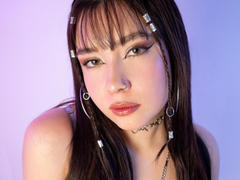 ZoeBleze - female with brown hair webcam at LiveJasmin