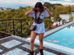 ZoeCastelli - female with black hair webcam at xLoveCam