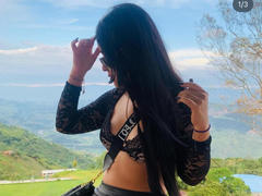 ZoeCastelli - female with black hair webcam at xLoveCam