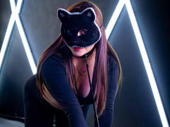 ZoeFerran - female with brown hair and  small tits webcam at xLoveCam