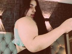 ZoeGiil - female with black hair and  small tits webcam at xLoveCam