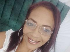 ZoeGreyX - female with brown hair and  small tits webcam at xLoveCam