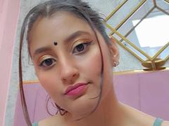 ZoeHillss - female with black hair webcam at xLoveCam