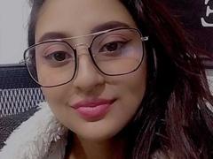 ZoeHillss - female with black hair webcam at xLoveCam