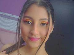 ZoeHillss - female with black hair webcam at xLoveCam