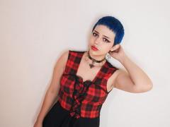 ZoeMadie - female with  small tits webcam at xLoveCam