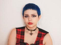 ZoeMadie - female with  small tits webcam at xLoveCam