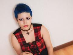 ZoeMadie - female with  small tits webcam at xLoveCam