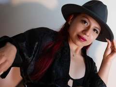 ZoeRedds - female with red hair webcam at xLoveCam