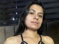 ZoeSumers - female webcam at xLoveCam