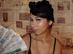 ZoeWinfrey - female with black hair webcam at LiveJasmin