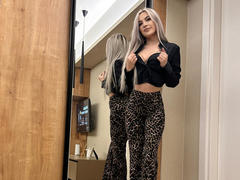 ZoeyMarie from xLoveCam