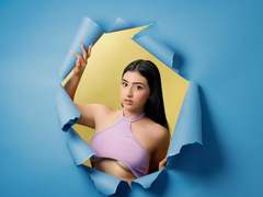 ZoeyMorelli - female with black hair webcam at xLoveCam