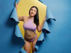 ZoeyMorelli - female with black hair webcam at xLoveCam