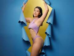 ZoeyMorelli - female with black hair webcam at xLoveCam