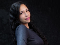 ZoeyMoretti - female with black hair webcam at LiveJasmin