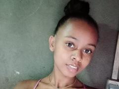 Zoriah - female webcam at xLoveCam