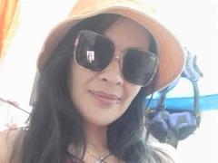 ZowyClintos - female with black hair and  big tits webcam at xLoveCam