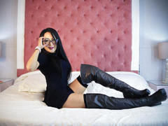 ZowyClintos - female with black hair and  big tits webcam at xLoveCam