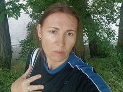 ZoyaPask - female with brown hair webcam at xLoveCam