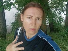 ZoyaPask - female with brown hair webcam at xLoveCam